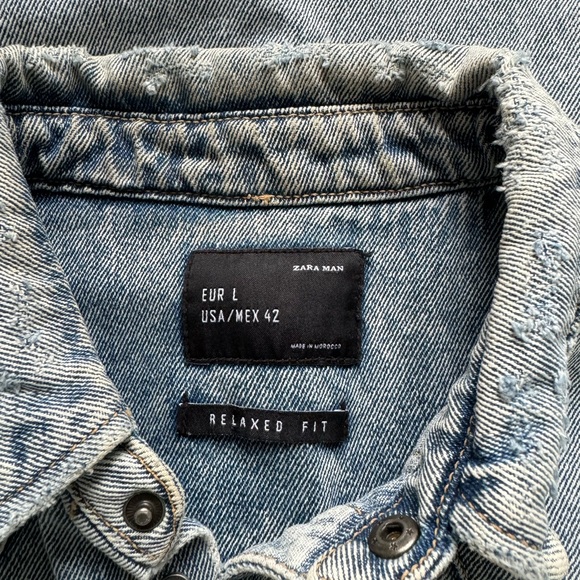Zara Man Relaxed Fit Distressed Denim Shacket - Picture 3 of 4
